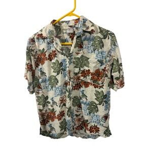 Caribbean Womens Medium Tropical Hibiscus Cocktail Print Rayon Camp Shirt Cream